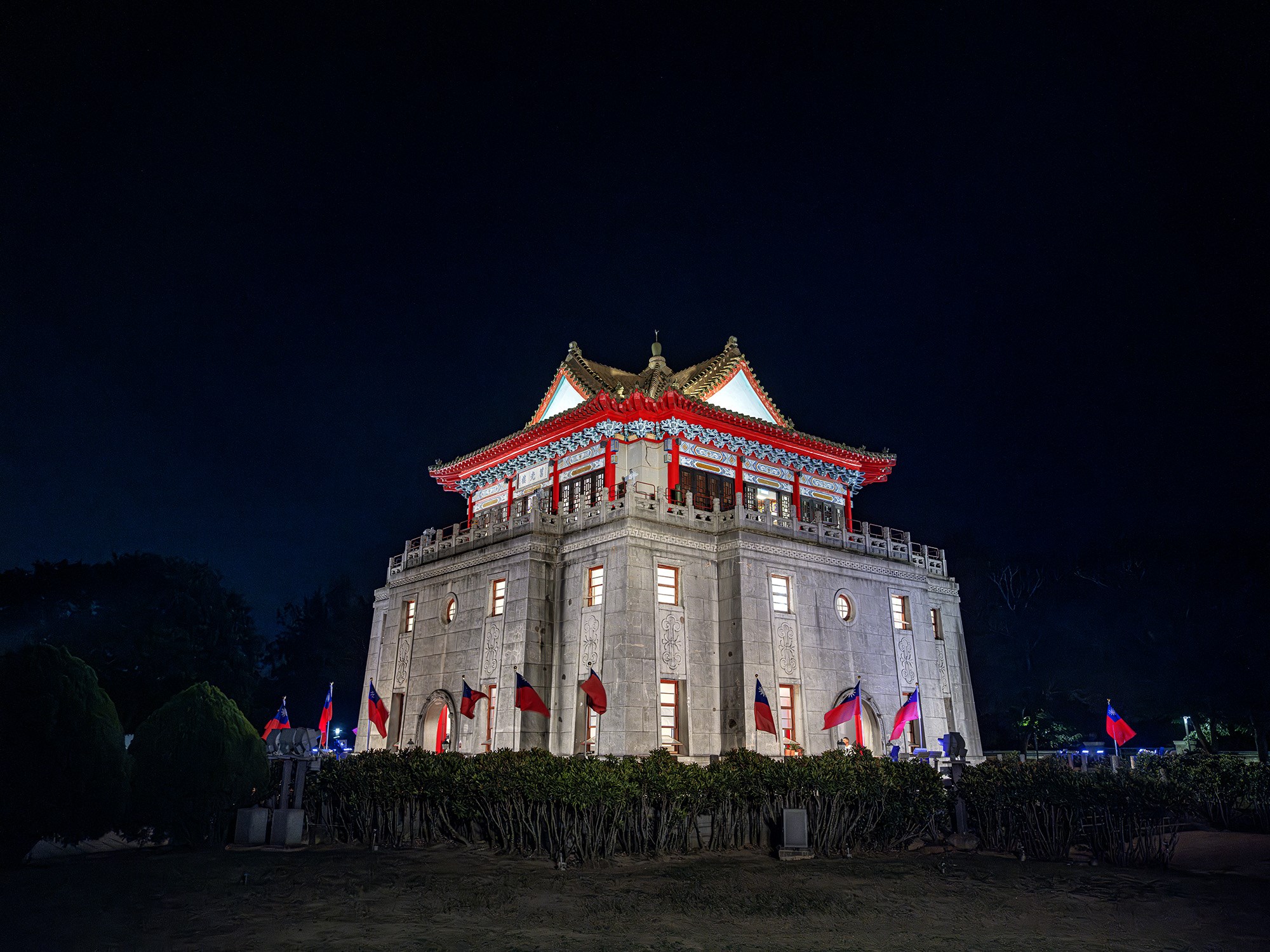 金眺繪莒、燦光耀樓門  金門莒光樓燈光成果10/27發表